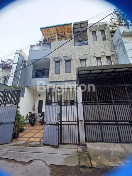 image RUMAH SIAP HUNI DI SETIA JAYA, 3 LANTAI, LOKASI PREMIUM (1)