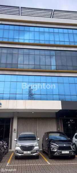 image DISEWAKAN RUKO KOMERSIL 4LT STRATEGIS 324M² DI PUSAT BISNIS KALIMALANG (1)