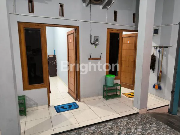 image RUMAH TINGGAL DAN KOS 2 LANTAI SIAP HUNI DI DAERAH BATURAN (5)