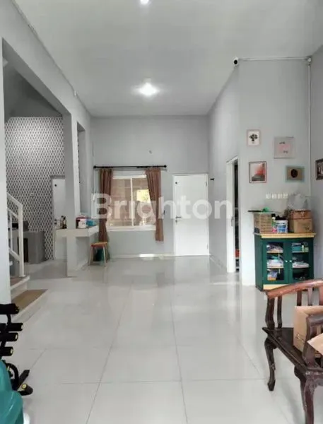 image RUMAH 2 LANTAI DI BABATAN PRATAMA, SURABAYA (7)