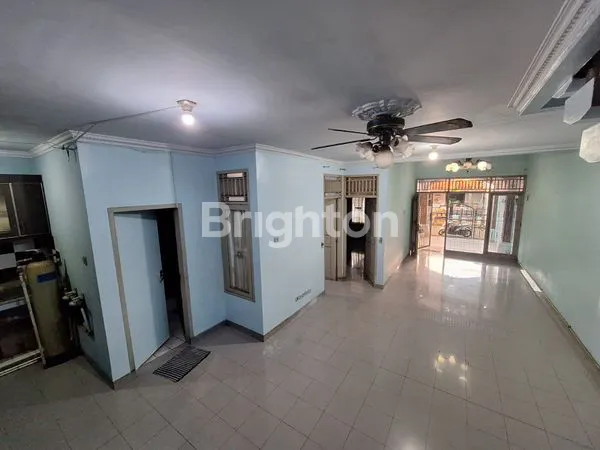 image RUMAH 2 LANTAI DI PALEM SEMI, LT 105M², 3+1 KT (2)