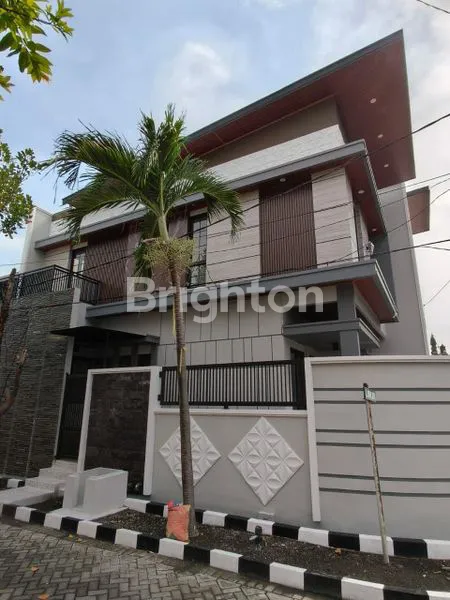 image RUMAH BARU GRESS JLN UTAMA 2 LANTAI MINIMALIS ROW JLN 4 MOBIL DEKAT MERR GALAXY MALL, KLAMPIS, TENGAH KOTA (2)