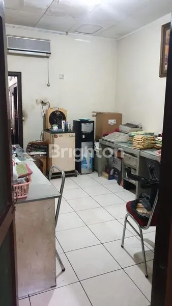 image DIJUAL RUMAH DI MENTENG JAKARTA PUSAT (4)