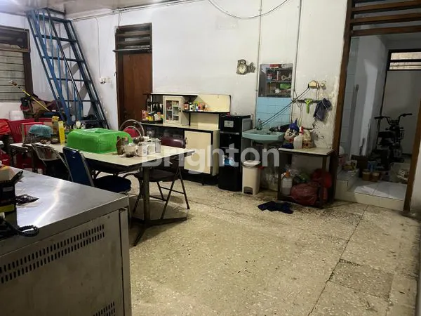 image RUMAH TUA HITUNG TANAH 1 LANTAI (4)