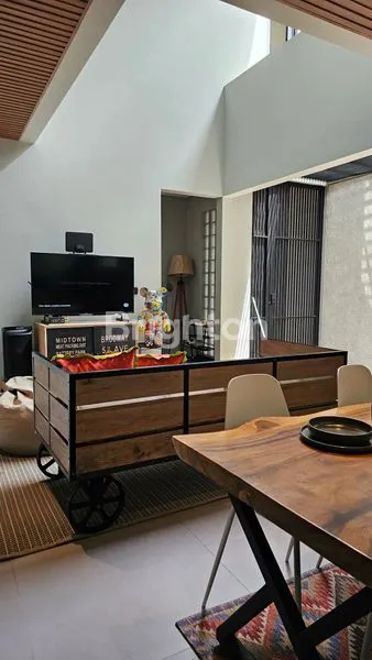 image DIJUAL RUMAH CASAMILA BINTARO TANGERANG SELATAN (2)