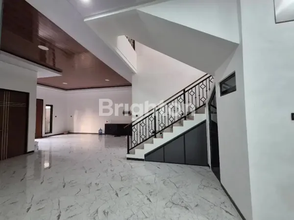 image RUMAH WONORUNGKUT BARU RENOV, ROW JALAN LEBAR, ONE GATE SYSTEM (4)