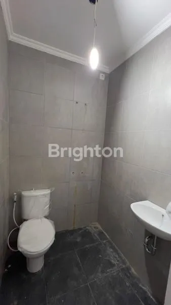 image DIJUAL RUMAH BARU BEBAS BANJIR KAV DKI JL. CENDANA, MERUYA SELATAN, KEMBANGAN, KOTA ADM. JAKARTA BARAT (7)