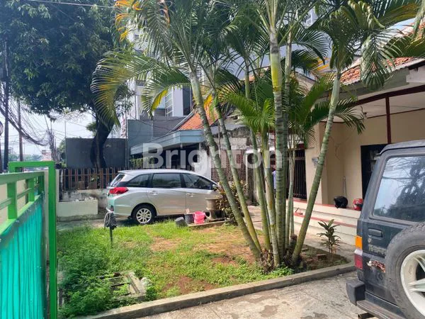 image DIJUAL RUMAH STRATEGIS DI JAKARTA PUSAT (7)