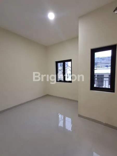 image RUMAH 3 LANTAI TANJUNG DUREN (4)