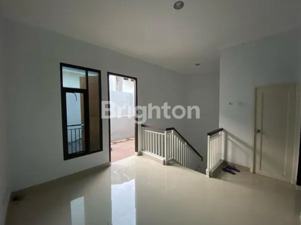 image RUMAH MODERN LT 109 LB 200 DI JAGAKARSA (1)