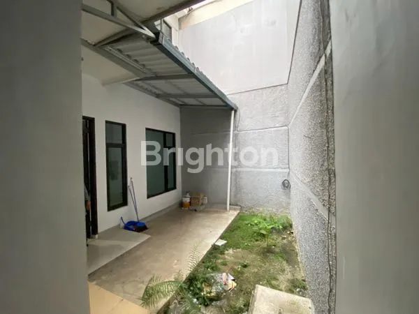 image RUMAH MODERN LT 109 LB 200 DI JAGAKARSA (3)