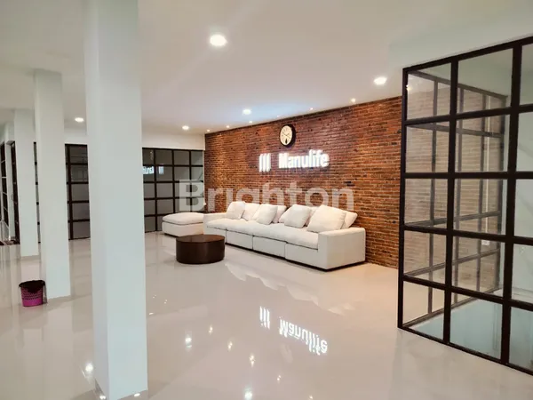 image RUKO 4 LANTAI EX KANTOR DI JALAN SUMATERA SURABAYA PUSAT, COCOK UNTUK PERKANTORAN, KLINIK, RESTO DAN KOMERSIAL (8)