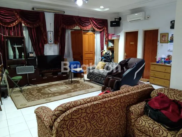 image RUMAH MEWAH SIAP HUNI DI GROGOL, DEKAT SEKOLAH & KAMPUS (8)