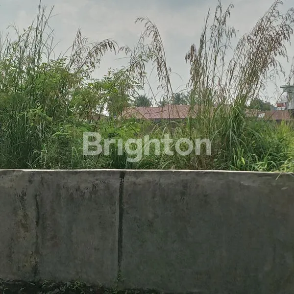 image *DIJUAL TANAH KOTA MEDAN*\N\N*LUAS 8070 M*\N*JLN NGUMBAN SURBAKTI MEDAN*\N*JALAN BESAR RING ROAD MEDAN*\N\N*COCOK UNTUK RUMAH SAKIT/HOTEL/ SHOWROOM/BISNIS CENTER/UNIVERSITAS/SUPERMARKET*\N\N*INFORMASI HUBUNGI*\N*081 2609 2404* (5)