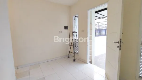 image RUMAH DURI KEPA 1 LANTAI 2 KAMAR TIDUR, JAKARTA BARAT  (2)