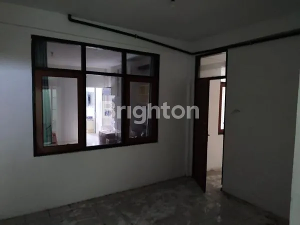 image KENJERAN RUKO GANDENG 4 LANTAI  (6)