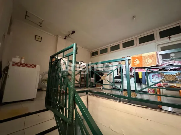 image RUKO NIRWANA EKSEKUTIF 3 LANTAI EX DEPO AIR MINUM (6)