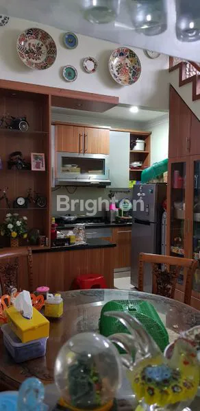 image RUMAH 2 LANTAI SIAP PAKAI SEMI FURNISED DI GRAHA WAHID SEMARANG (3)