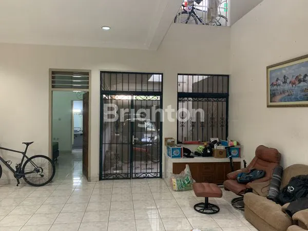 image RUMAH 2 LT DI PEKOJAN 2 JEMBATAN ITEM JAKARTA BARAT (4)