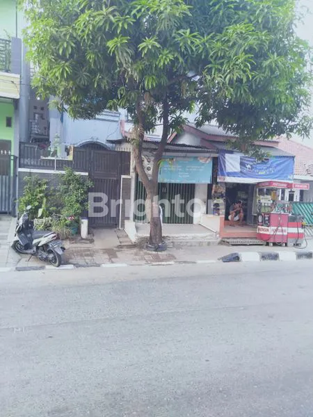 image RUMAH 2 LANTAI + 2 KIOS USAHA DI CILINCING, JAKARTA UTARA (1)