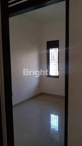 image GRAND SHARON CLUSTER SANSIVIERA (3)