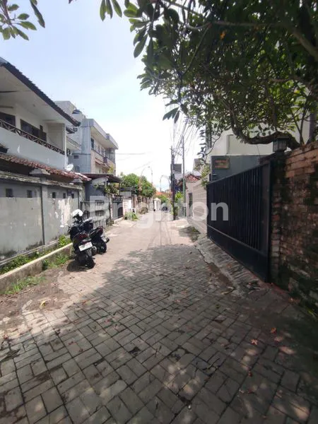 image VILLA 2 LANTAI ELEGAN – LEGALITAS LENGKAP, LOKASI STRATEGIS KUTA UTARA (7)