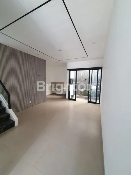 image RUMAH BARU GRESS MODERN MINIMALIS DEKAT MERR (2)