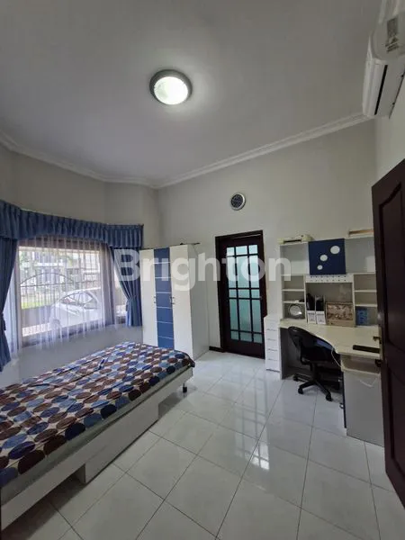 image JUAL RUMAH MEWAH 2LANTAI GALAXY BUMI PERMAI SURABAYA TIMUR (4)