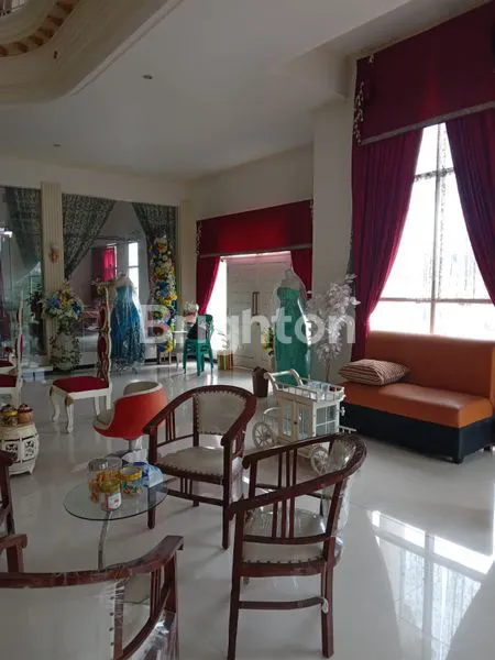 image HUNIAN MEWAH 3 LANTAI, DEKAT UPN & BEBAS BANJIR (2)