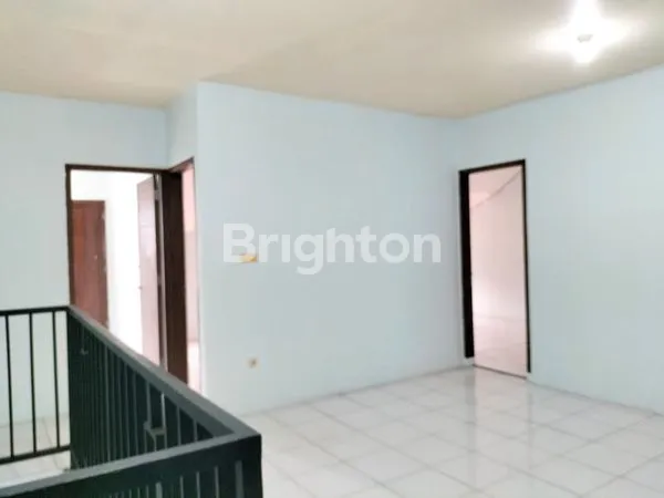 image HOT PROMO,DIJUAL RUMAH LOKASI STRATEGIS 5 MENIT KE STASIUN LRT CIKUNIR 2 ,RUMAH 2 LANTAI SIAP HUNI – 5 MENIT KE STASIUN LRT CIKUNIR 2!    (5)