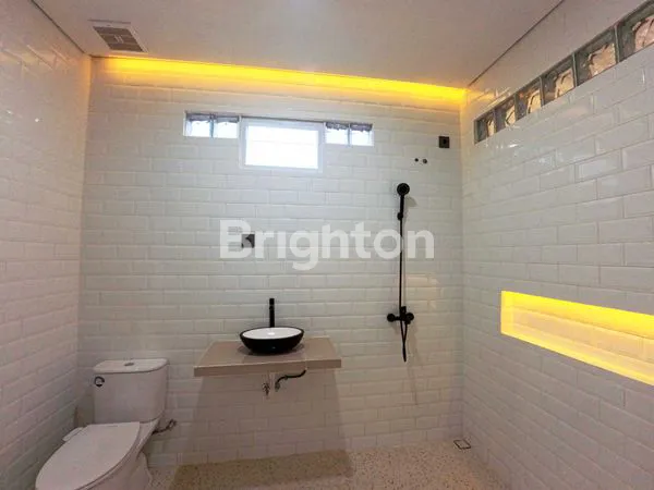 image RUMAH BARU 3 LT TANJUNG DUREN HOEK ROW 2 MBL JAKARTA BARAT (7)