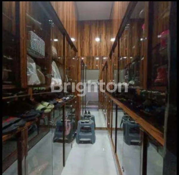 image RUMAH FULL FURNISHED TAMAN SURYA 5 KALIDERES CENGKARENG JAKARTA BARAT (4)