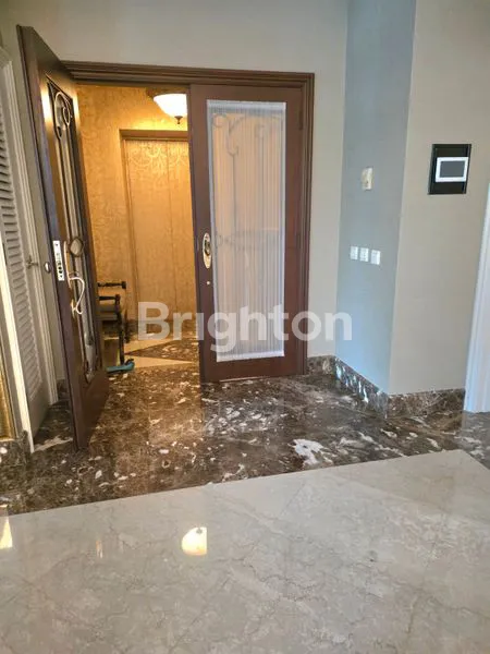 APARTEMEN FOUR SEASON KUNINGAN, FULLY-FURNISHED MEWAH