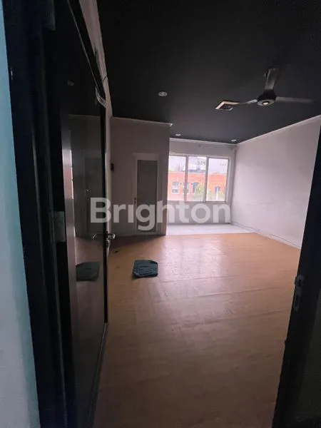 image RUKO STRATEGIS DI GOLDEN 8, DEKAT MALL & TOL, 1,85M (8)