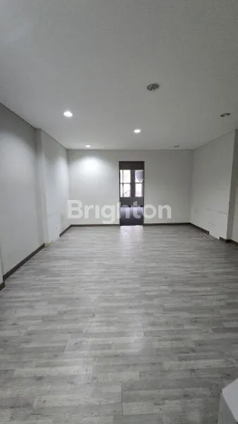 RUKO ALAM SUTERA 3.5 LANTAI SIAP HUNI