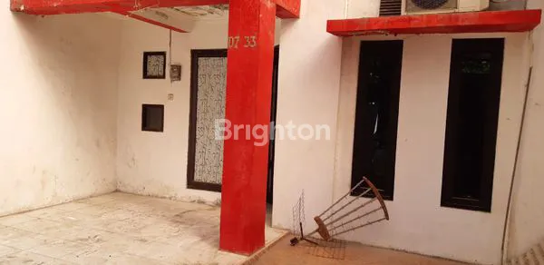 image RUMAH SIAP PAKAI DI KOMPLEK PERUMAHAN MENGANTI (1)
