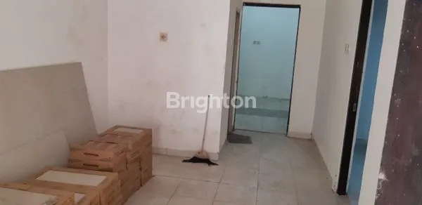 image RUMAH SIAP PAKAI DI KOMPLEK PERUMAHAN MENGANTI (3)