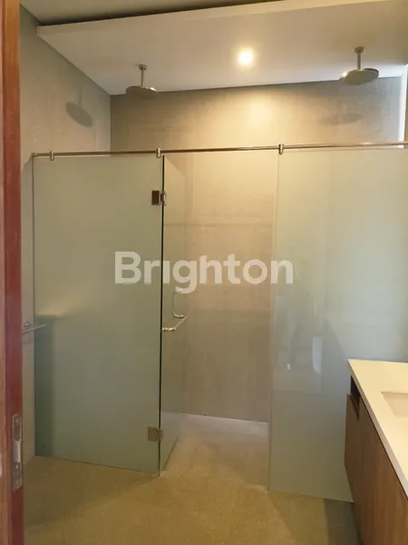 image JUAL CEPAT: VILLA MEWAH INDENT 4BR DENGAN KOLAM RENANG PRIBADI DI LOKASI PREMIUM RENON, DENPASAR SELATAN - SHM (4)