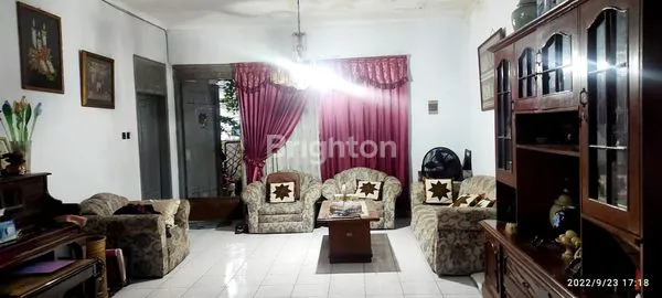 image DIJUAL RUMAH MURAH BESAR LUAS STRATEGIS DI JAKARTA PUSAT – JOHAR BARU 3 (2)