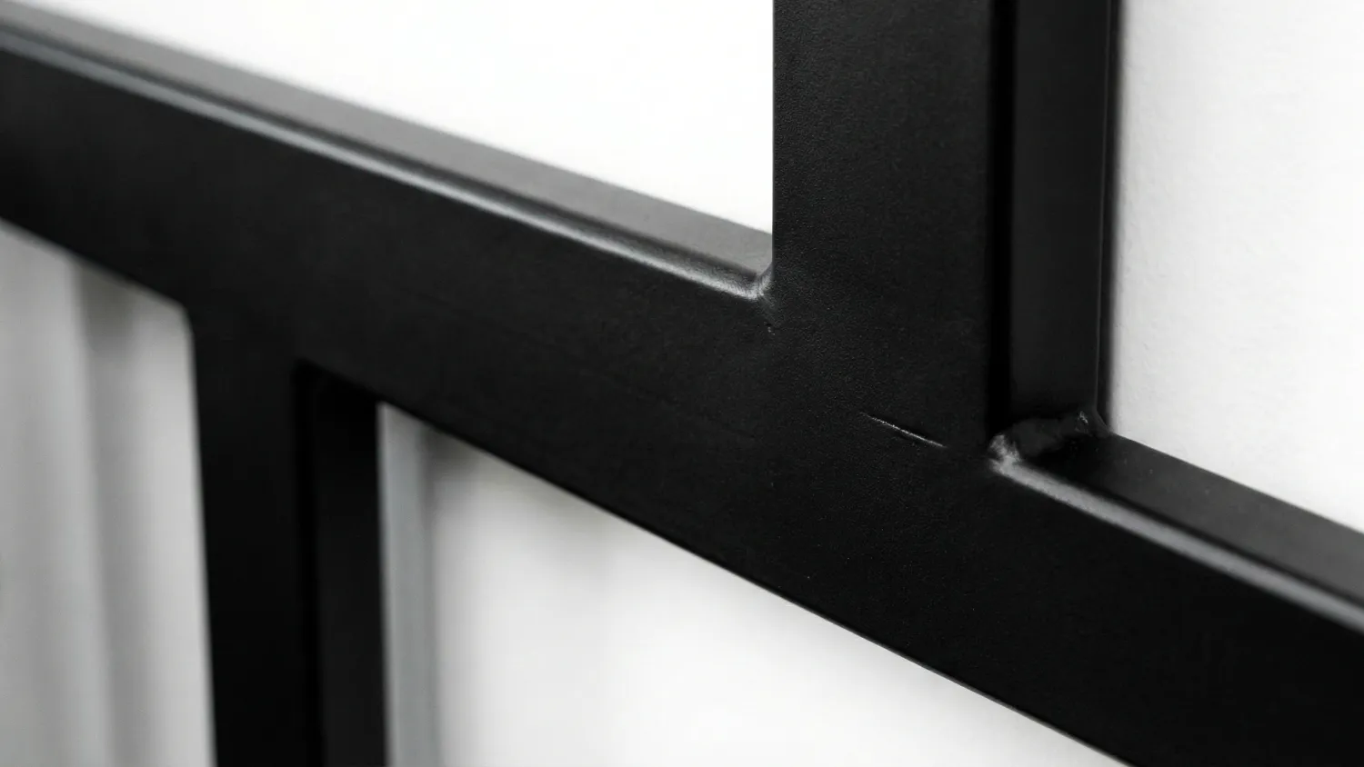 inspirasi railing tangga besi minimalis modern 3 mengapa memilih besi