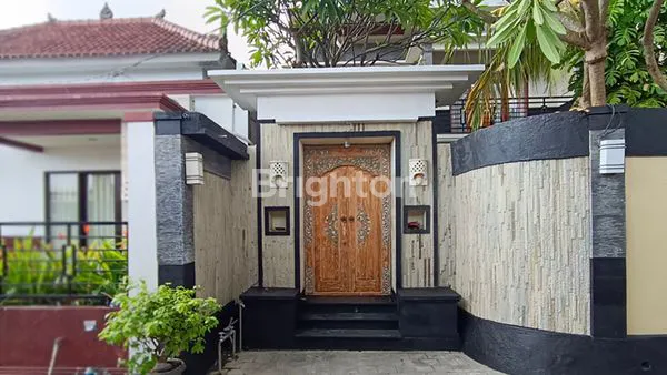 image DISEWAKAN VILLA MEWAH 2 LANTAI  DI RENON (6)