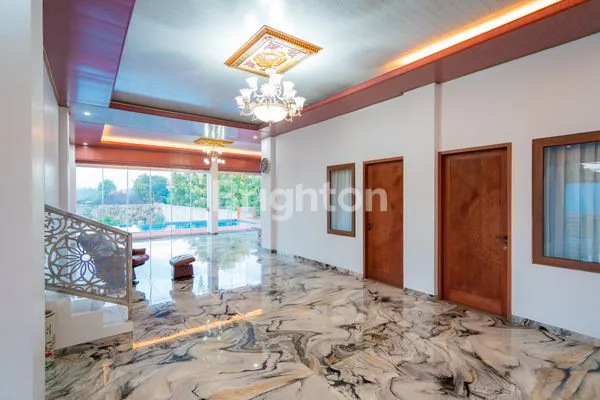 image TANAH LUAS 3.660M² + VILLA 5KT, VIEW GWK JIMBARAN (7)