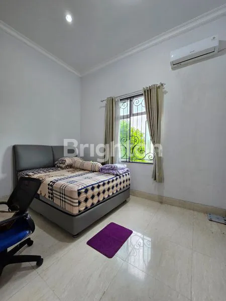 image RUMAH ASRI FULL RENOV 5+1 KT DI LEGENDA WISATA, LT 240M² (7)