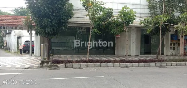 RUKO / GEDUNG KOMERSIAL 2 LANTAI, LEBAR 16M NGANTONG, NOL JALAN RAYA MAYJEND SUNGKONO, SAWAHAN, SURABAYA\N