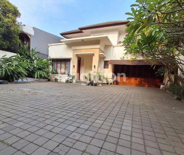 image RUMAH MEWAH DAN LUAS DI JAKARTA SELATAN (1)