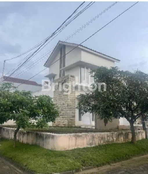 image DIJUAL RUMAH 2 LANTAI MEWAH SIAP HUNI AREA PERUMAHAN DI WAGIR KABUPATEN MALANG FREE PAJAK PAJAK DITANGGUNG PEMILIK (2)