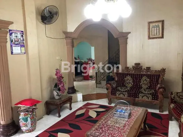 image RUMAH CANTIK  DUA LANTAI SIAP HUNI (5)