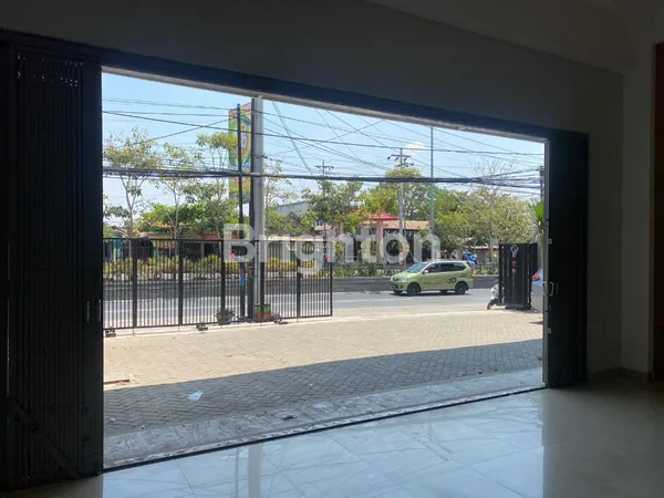 image DISEWAKAN RUKO SANGAT STRATEGIS DI SURABAYA BARAT, 0 M JL RAYA RAYA, BERSIH RAPI SIAP USAHA (4)
