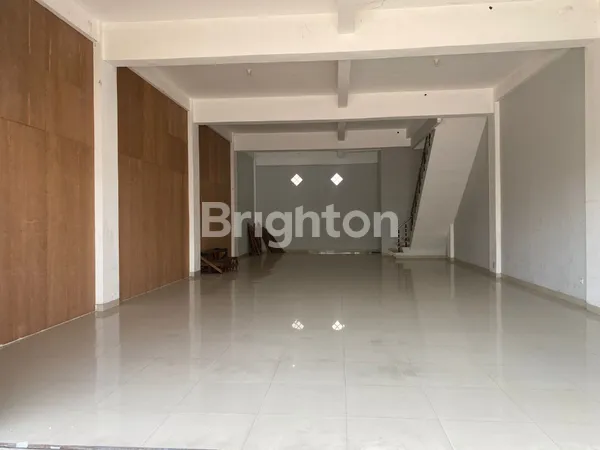 image DISEWAKAN RUKO SANGAT STRATEGIS DI SURABAYA BARAT, 0 M JL RAYA RAYA, BERSIH RAPI SIAP USAHA (6)