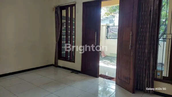 image RUMAH TERAWAT SIAP HUNI AREA BARATA JAYA BRATANG  (4)